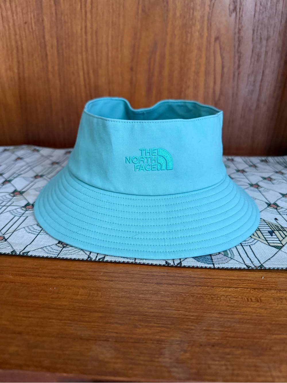 The North Face Class V Top Knot Bucket Hat Blue Green Wasabi Color L/XL Unisex